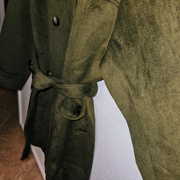 Want do Women's Mitirary Combat Coat NWOT - Picture 5 of 15